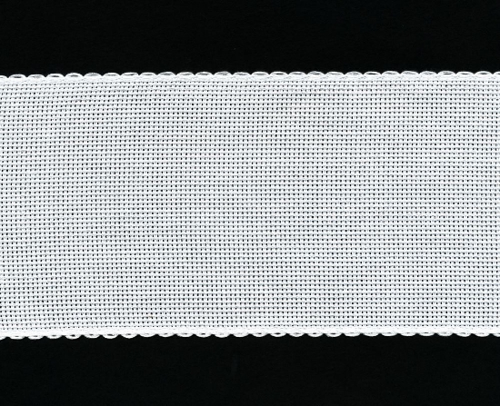 Picture of 1 Metre Antique White Aida Band 10cm/4 Inch With a Scalloped Edging