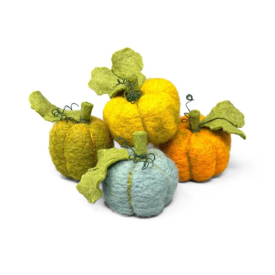 Picture of Woolly Pumpkins Needle Felting Kit