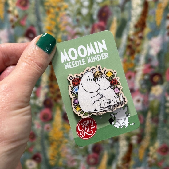 Picture of Moomin Needle Minder (Snorkmaiden & Moomintroll)