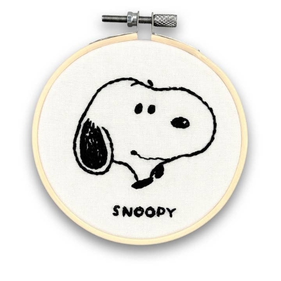 Picture of Snoopy (Peanuts) Mini Embroidery Kit With Hoop