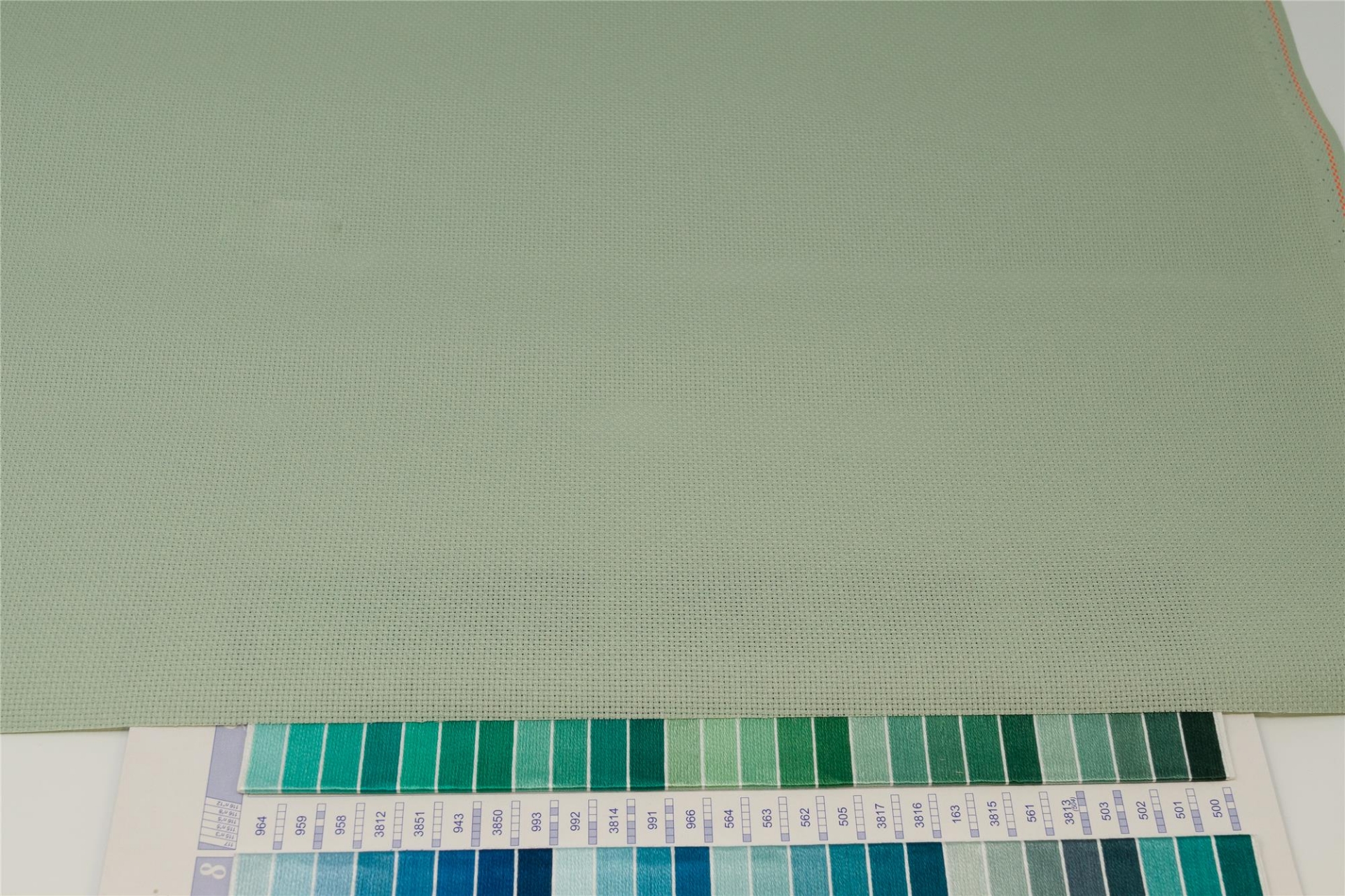 Zweigart Celadon/Reed/Olive Green 18 Count Aida (611) (Multiple Sizes Available) - Picture 4 of 10