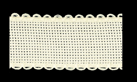 Picture of 1 Metre Ivory/Cream Aida Band 3cm/11/4 Inch With a Scalloped Edging