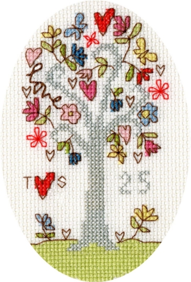 Picture of Silver Celebration Greetings Card Cross Stitch Kit by Bothy Threads