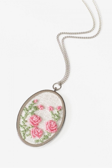 Picture of DMC Oval Embroidery Pendant Kit