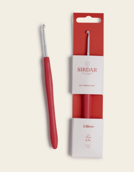 Picture of Sirdar 2.5mm Aluminium Easy Grip Crochet Hook With Red Soft Touch Handle