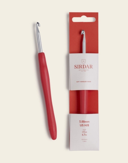 Picture of Sirdar 5mm Aluminium Easy Grip Crochet Hook With Red Soft Touch Handle