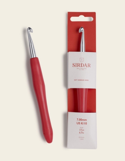 Picture of Sirdar 7mm Aluminium Easy Grip Crochet Hook With Red Soft Touch Handle