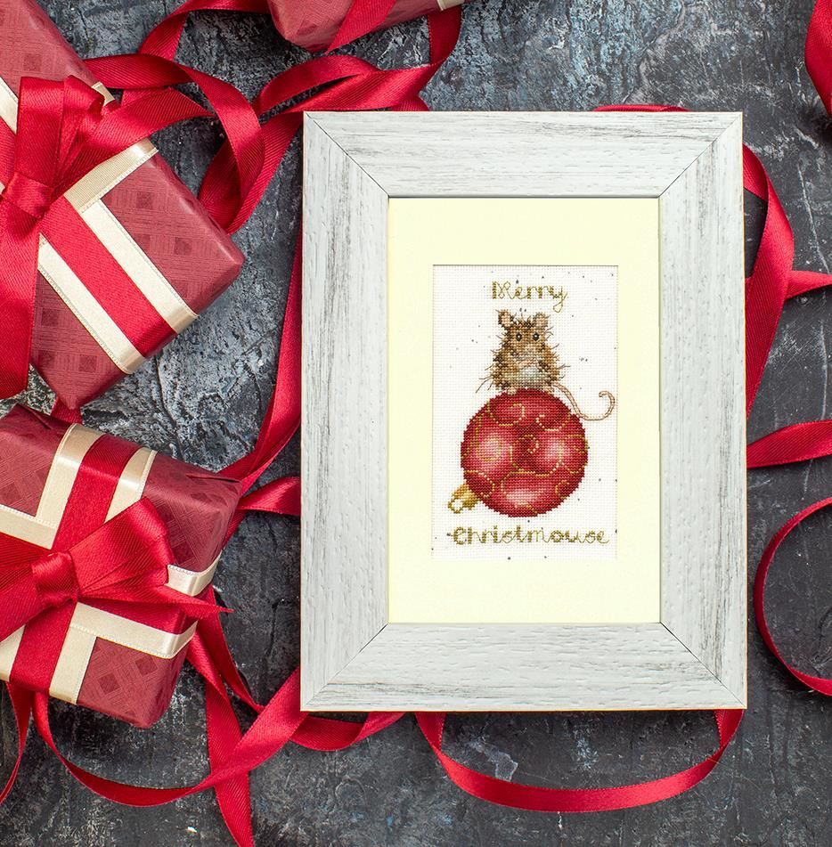 Merry Christmouse Christmas Card Cross Stitch Kit by Bothy Threads