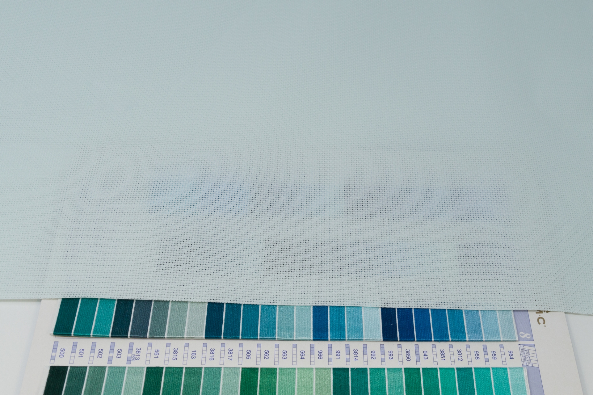 Zweigart Offcuts 16 Count Aida Ice Blue (550) Multiple Sizes Stitchtastic