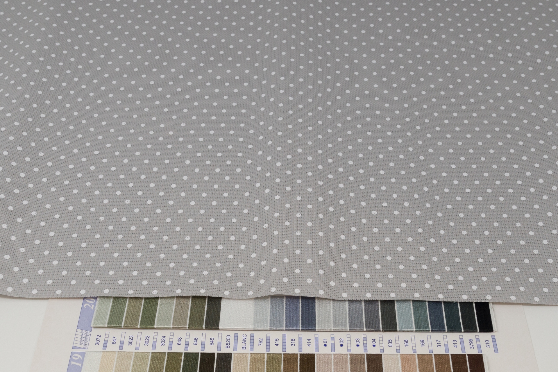 Zweigart Offcuts 20 Count Aida Grey Dots Petit Point (7349) Multiple