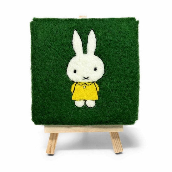 Picture of Miffy in a Yellow Dress Needle Felting Kit