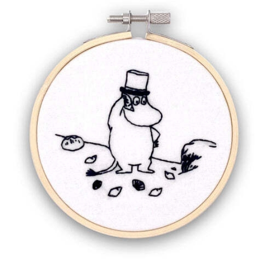 Picture of Moominpappa's Seashell Discovery Mini Embroidery Kit With a Hoop