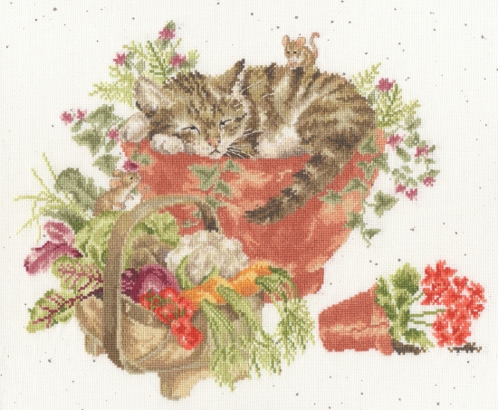 Picture of Purrrfect Spot Cat - (Hannah Dale) Cross Stitch Kit By Bothy Threads